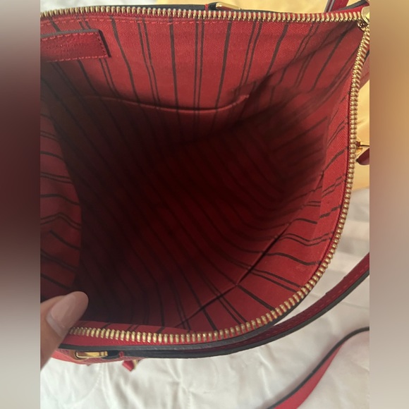 Louis Vuitton Monogram Empreinte Bastille MM- Red - Picture 4 of 12
